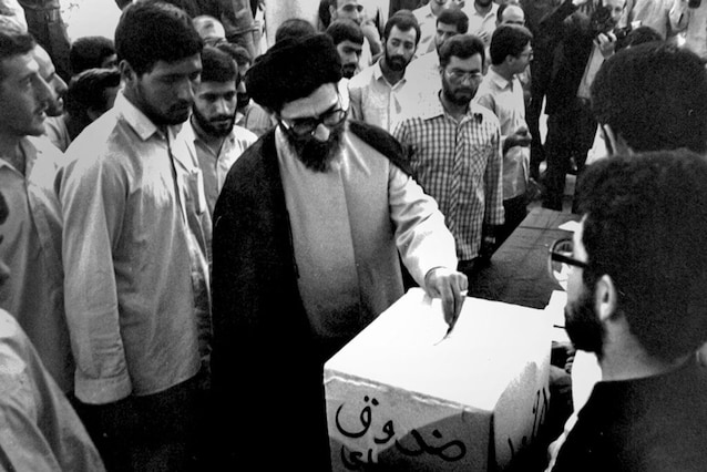 Khamenei voting for renewal in 1985 (credit Khamenei.ir)