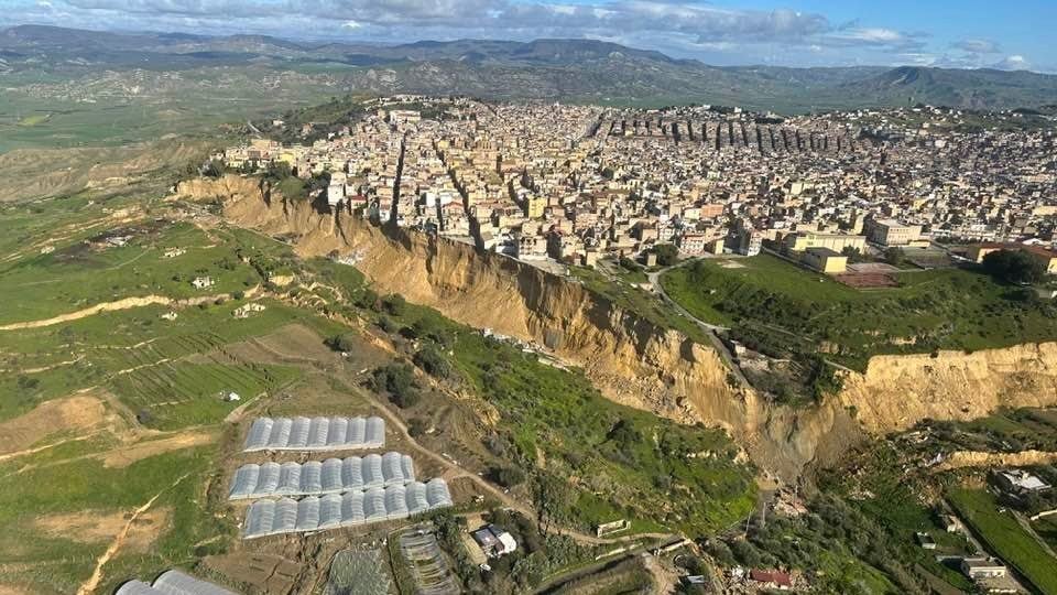 Niscemi will have to live with the landslide: geologist Casagli explains the 4 pillars to manage the risk