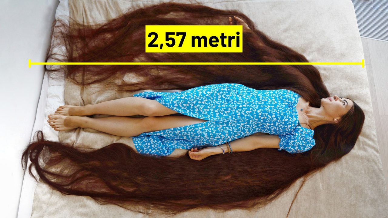 The record for the longest hair in the world: Aliia Nasyrova's measures 257.33 cm