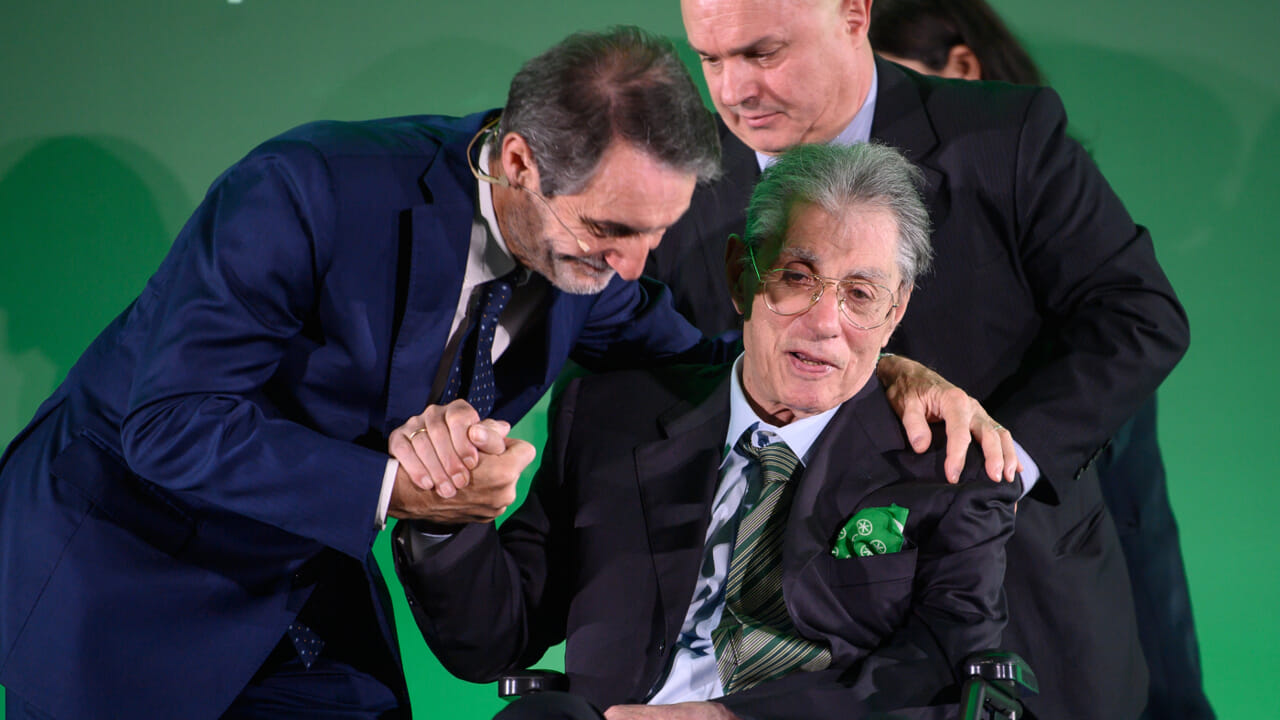 But the federalism so dear to Bossi remained only a dream