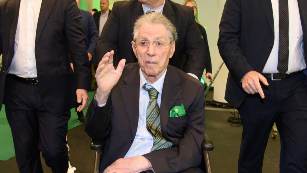 Explaining Bossi to those who weren't there, to those who didn't grow up in Padania: in short, to the rest of the world