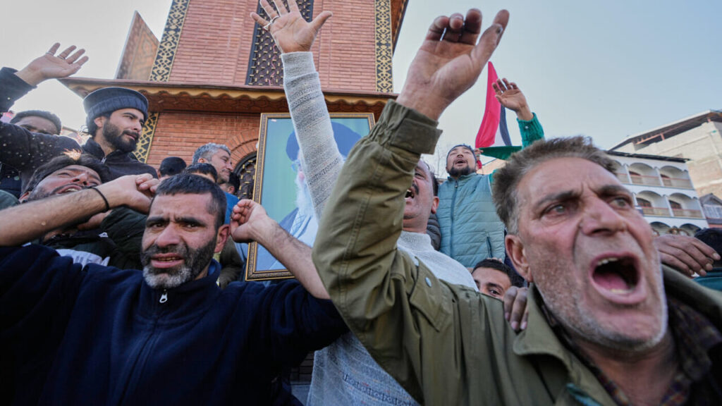 Kill the hateful Khamenei and give yourself a political future