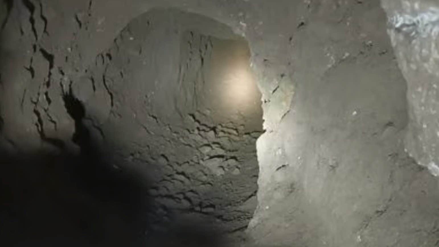 The science of bank robbery in Naples, why no one heard the thieves digging: the stratigraphy of the subsoil