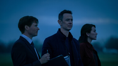 Colin Hanks and Jessica Henwick in Silo 3