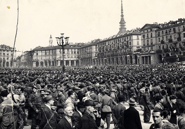 Liberation parade in Turin in 1945