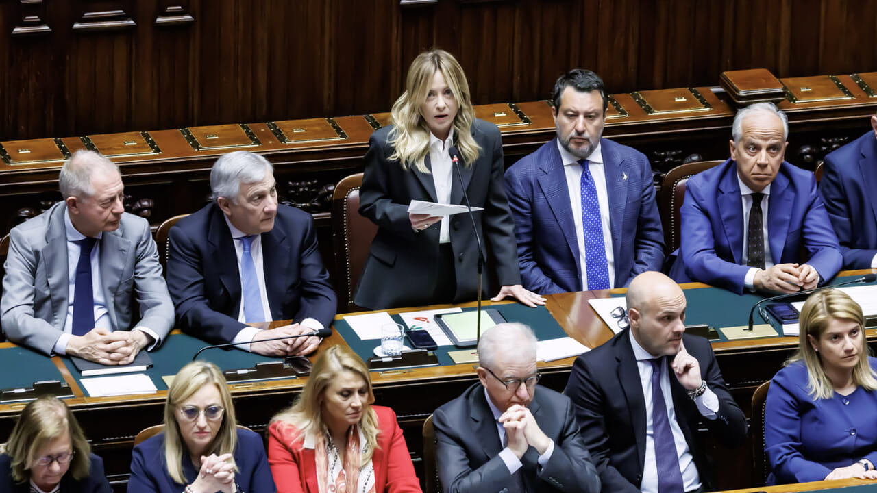 Bills and wages: priorities don't change