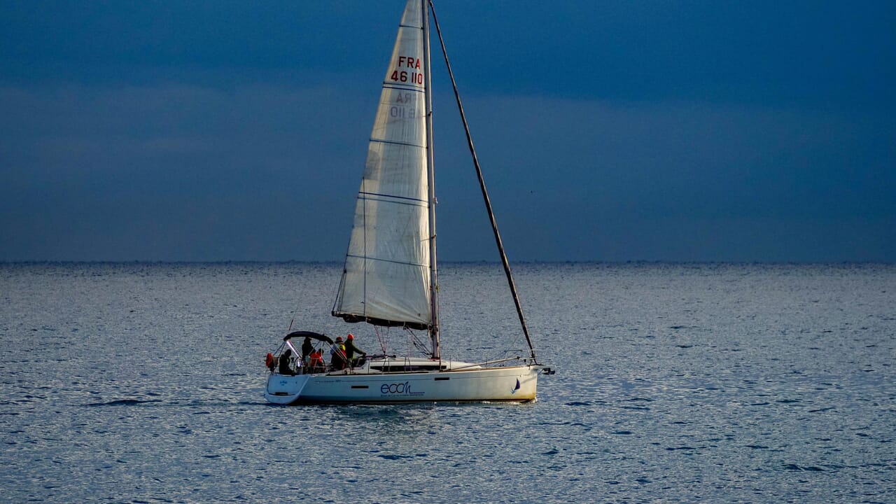 It will be the summer of sailing boats. Everyone on "flotilla" to escape from the chaos you fly