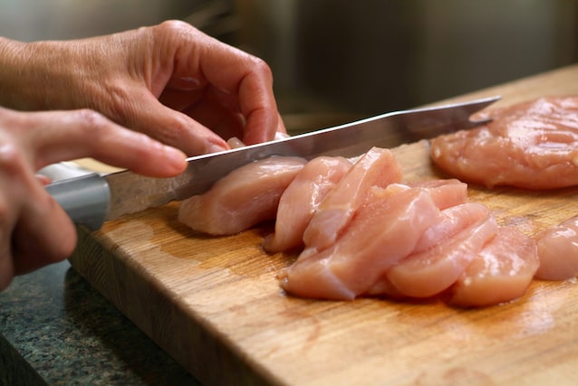 porous wood retains bacteria