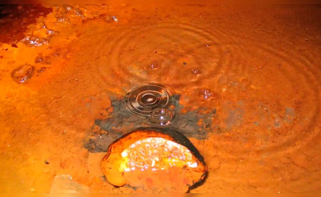 Geologists drilled 2.6 kilometers into a mine and found water trapped for 2.6 billion years