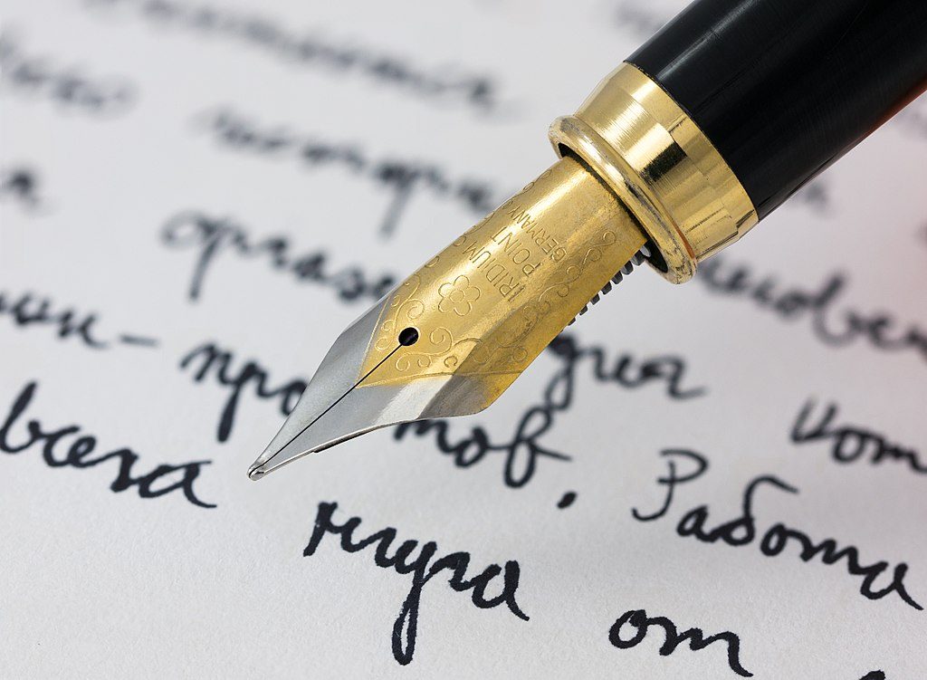 Why don't we write in italics anymore? As a sign of prestige and culture, it is disappearing from schools