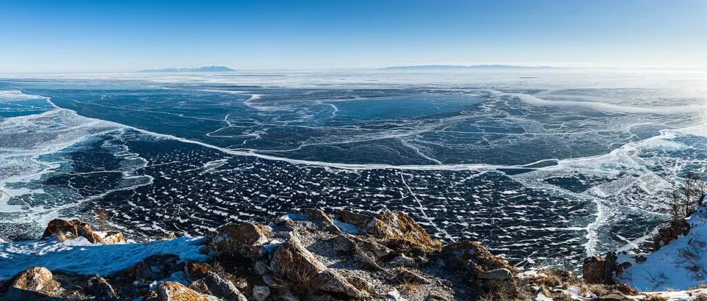 The 10 deepest lakes in the world: from the Baikal Trench to the lakes hidden under the ice of Antarctica