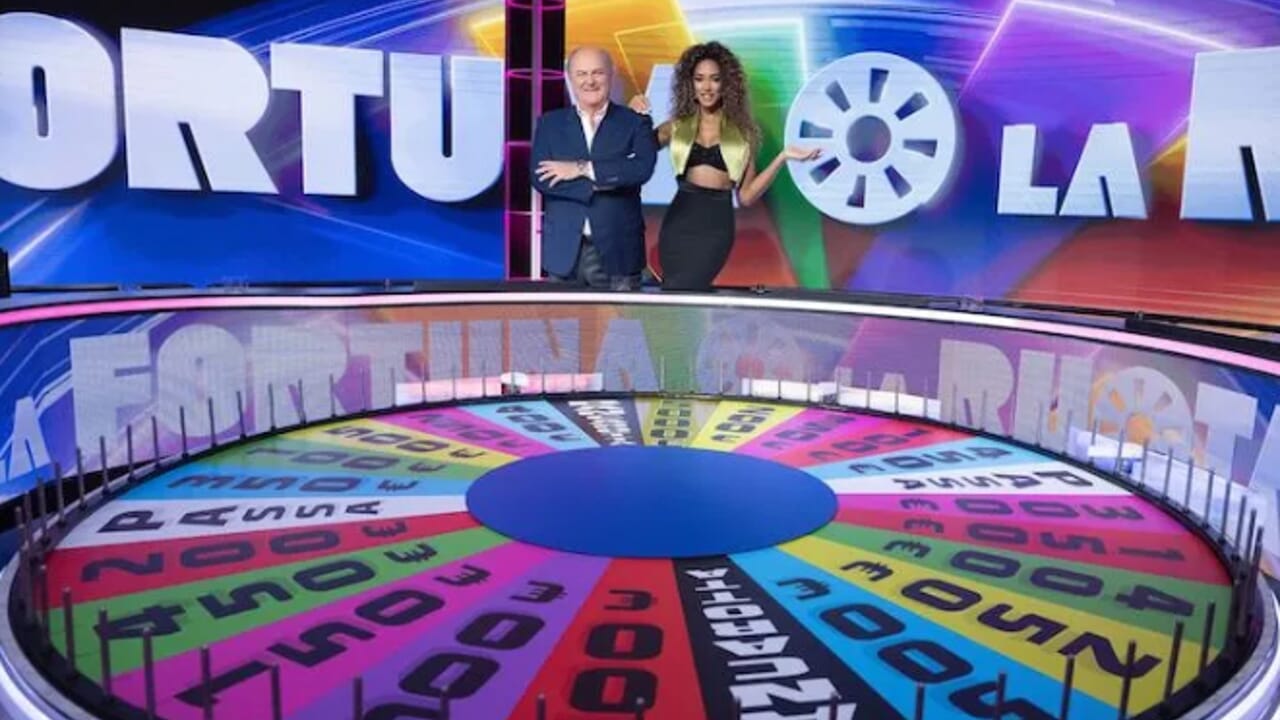 "The Wheel of Fortune" which doesn't stop even in summer is very bad news. For "The Wheel" itself