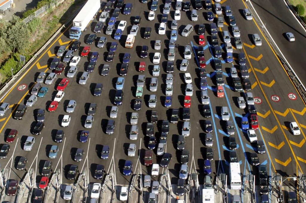 16 million Italians traveling already in June, the summer exodus is brought forward to July: the days to avoid
