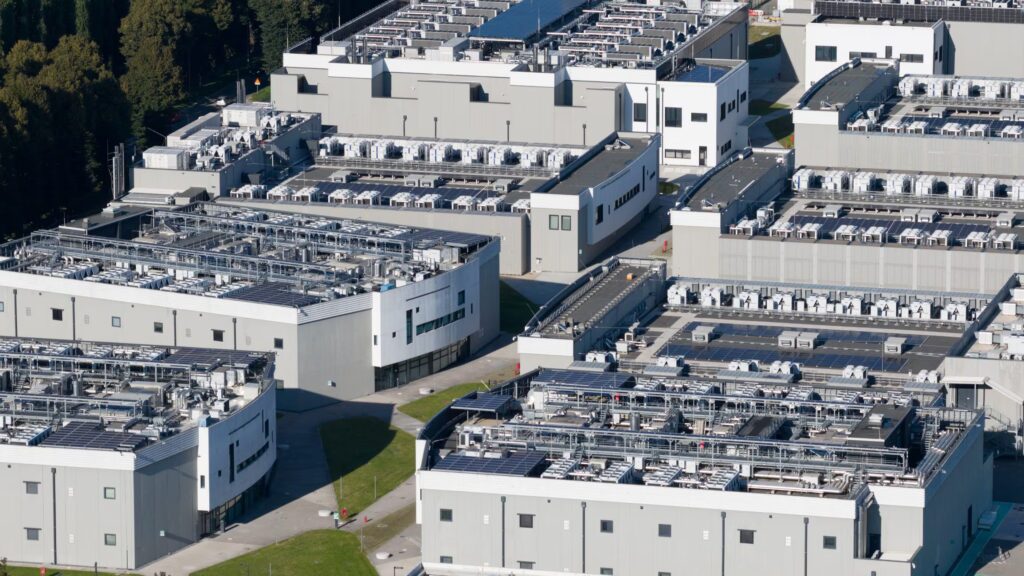 The 60 data centers under construction in the US will produce CO2 emissions like 24 million cars per year