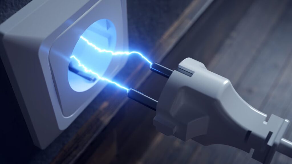 What happens if the socket sparks when we insert the plug: when is it normal and when is it dangerous