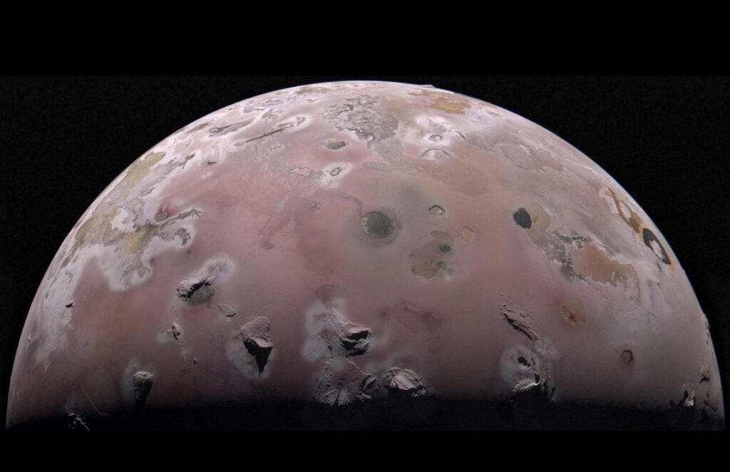 NASA Juno probe measures heat beneath Io, Jupiter's volcanic moon has a gradient of over 22°C