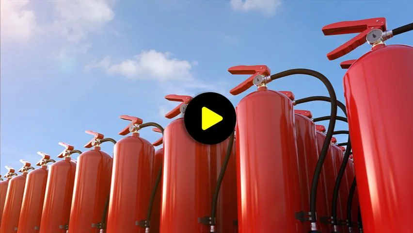 How a fire extinguisher really works and how to use it: the lesson from the Fire Brigade