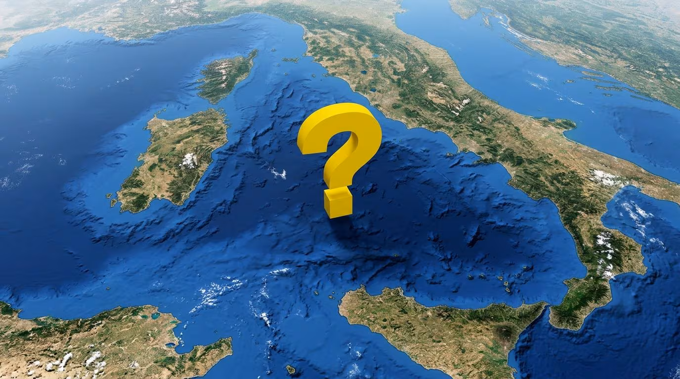 Tyrrhenian Sea, a miniature ocean in the Mediterranean: geology between earthquakes and underwater volcanoes